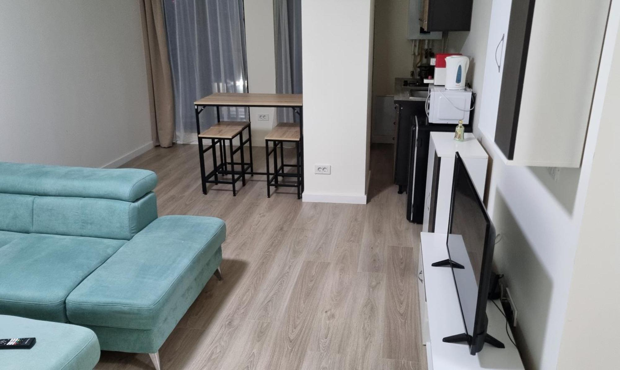 Apartament Cwa 1 Aeroport Otopeni Buitenkant foto